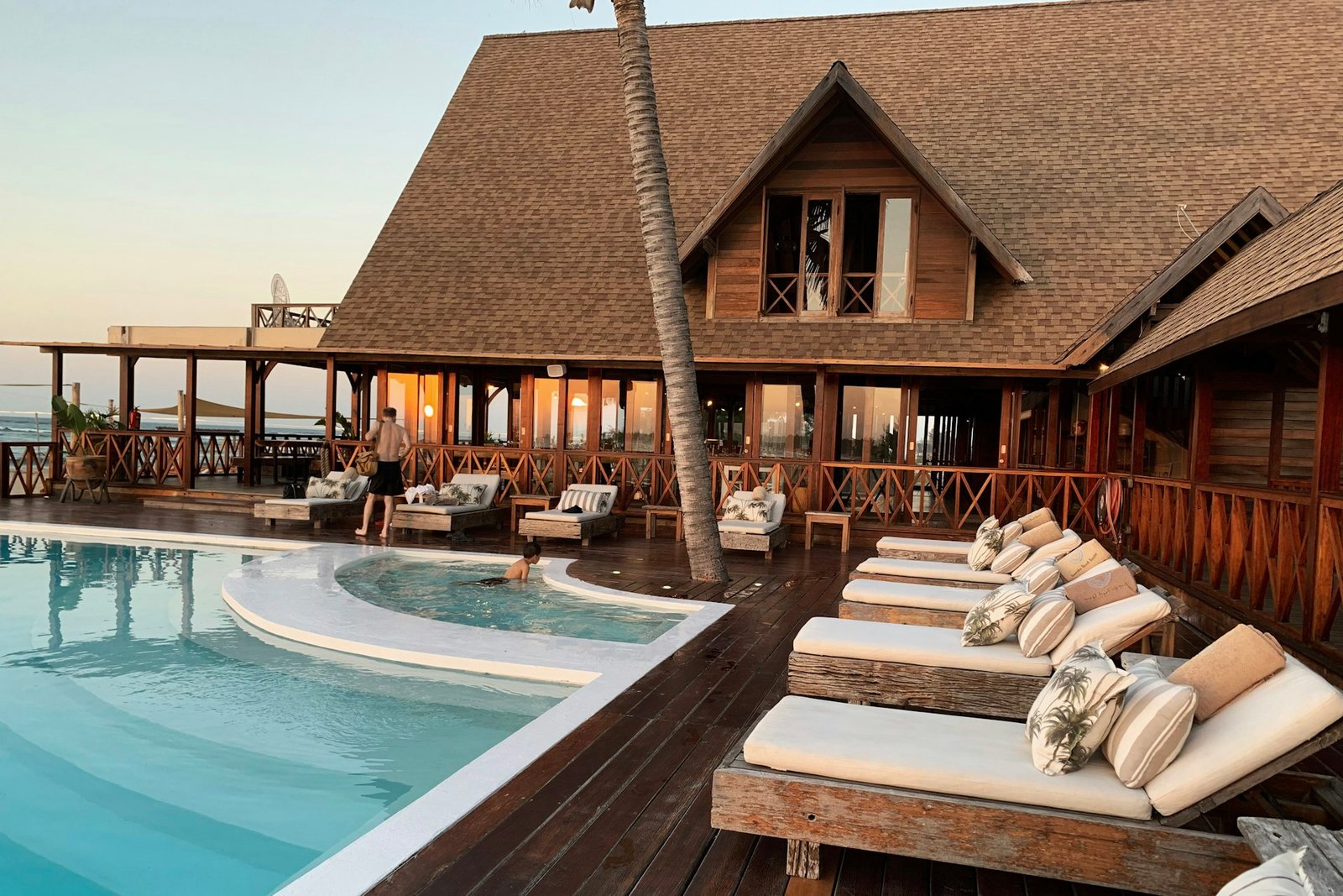 Maldives Turquoise Lagoons & Overwater Villas
